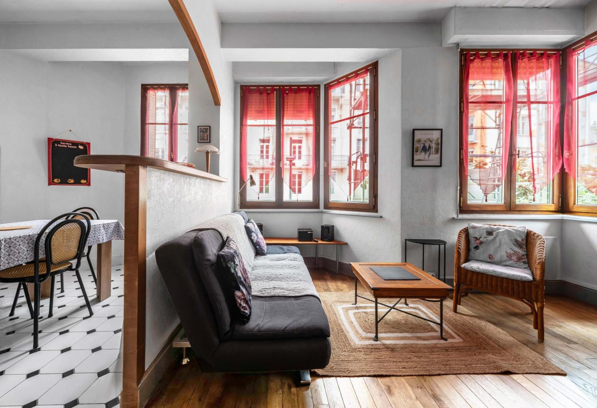 Le Lasteyras - Appartement Charmant En Centre Ville Vichy Ngoại thất bức ảnh